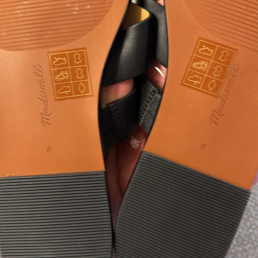 Madewell The Mena Slide Sandal in True Black - Picture 7 of 9